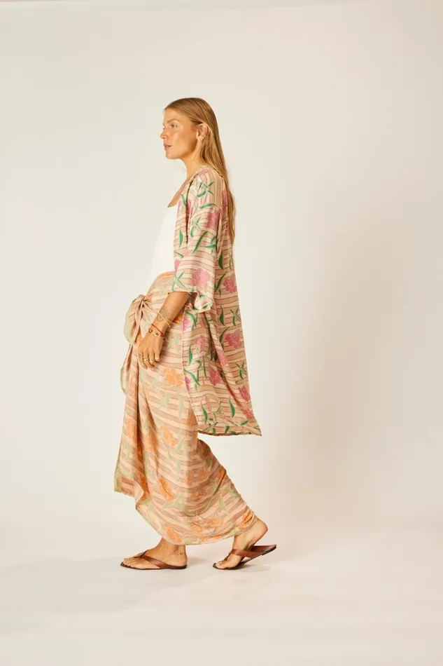 Tops Shop Natalie Martin LENNON KIMONO Chamomile Rose