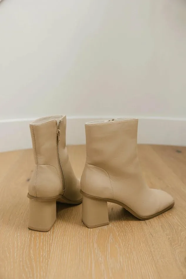 Vera Ankle Boots In Taupe Taupe Women Bohme Shoes