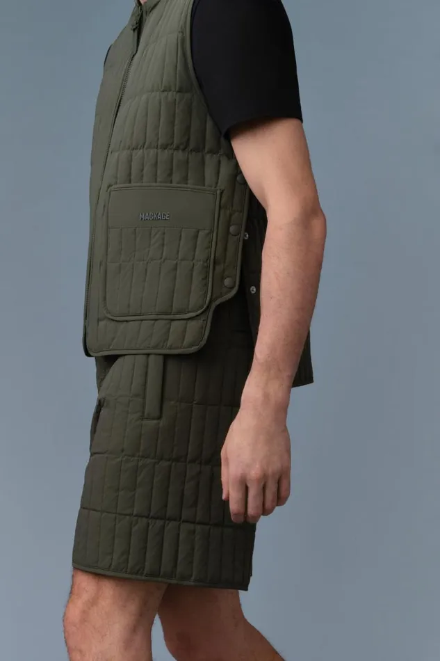 Vests Men Mackage LEVI Light Down Vertical Quilted Vest Black Vests Men Mackage LEVI Light Down Vertical Quilted Vest Black