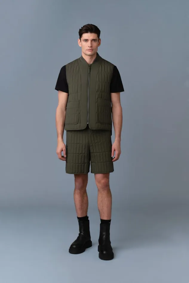 Vests Men Mackage LEVI Light Down Vertical Quilted Vest Black Vests Men Mackage LEVI Light Down Vertical Quilted Vest Black