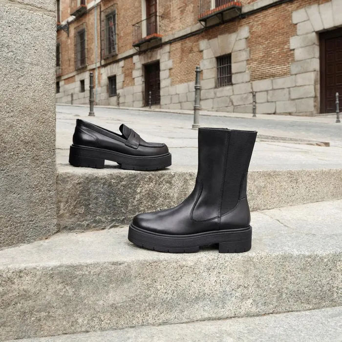 Woman Geox Ankle Boots SPHERICA EC7 K Chelsea Boots Black Woman Geox Black