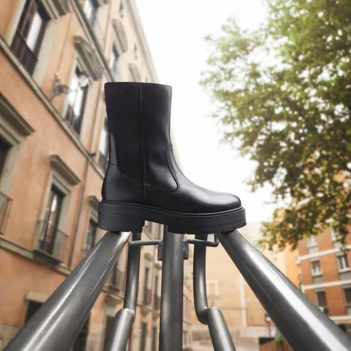 Woman Geox Ankle Boots SPHERICA EC7 K Chelsea Boots Black Woman Geox Black
