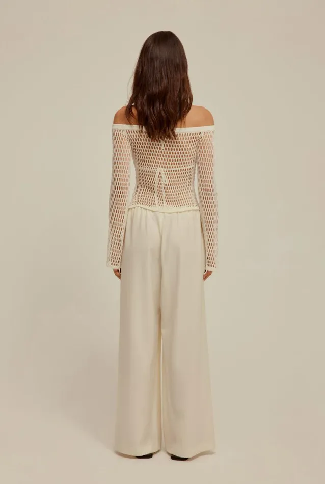 Woman Venroy Knitwear Crochet Off Shoulder Top