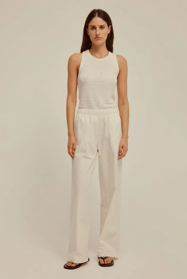 Woman Venroy Knitwear Linen Knitted Cross Back Top