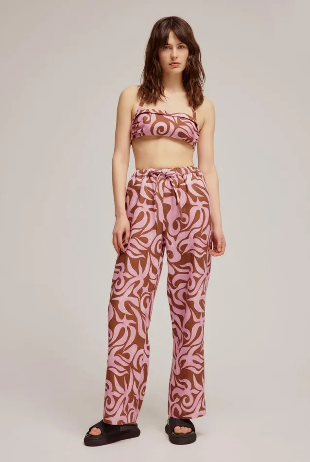 Woman Venroy Tops Halter Neck Crop Top