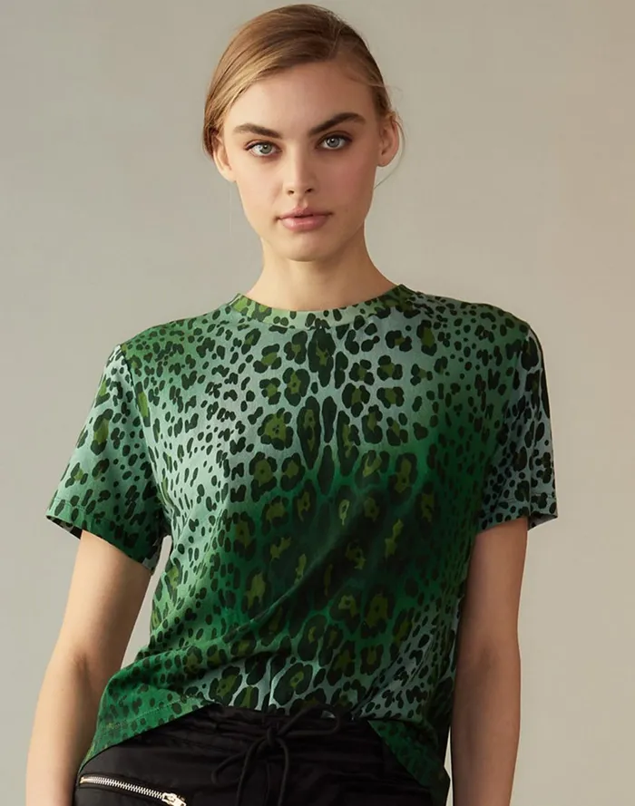 Women Cynthia Rowley Tops Leopard Tee Grnleo
