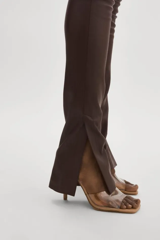 Women DAWN Stretch Leather Pants Mahogany LAMARQUE Pants and Shorts Women DAWN Stretch Leather Pants Mahogany LAMARQUE Pants and Shorts