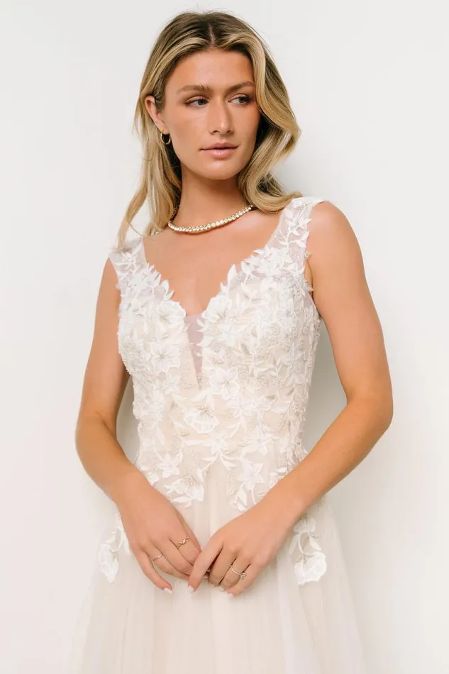 Women Everlasting Tulle Bridal Gown White Nude Baltic Born Tulle Styles Women Everlasting Tulle Bridal Gown White Nude Baltic Born Tulle Styles