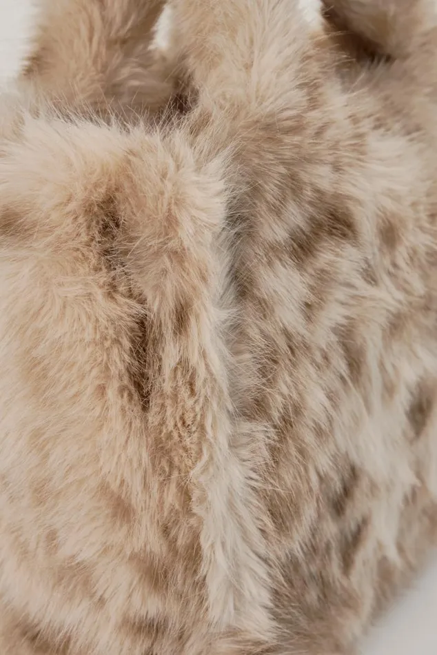 Women JADE LEO Faux Fur Tote Bag Beige Leopard LAMARQUE Bags Women JADE LEO Faux Fur Tote Bag Beige Leopard LAMARQUE Bags