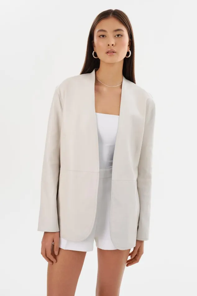Women LEIGHTON Reversible Leather Blazer Winter Whitesilver LAMARQUE Leather Jackets Women LEIGHTON Reversible Leather Blazer Winter Whitesilver LAMARQUE Leather Jackets