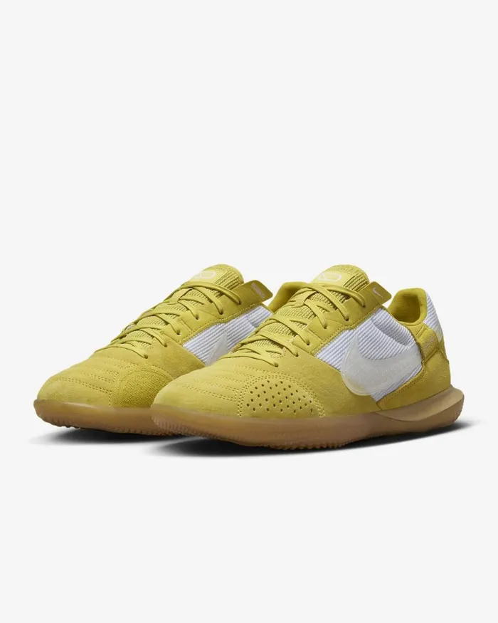 WomenMen Nike All Shoes Streetgato Saturn Goldgum Light Brownwhite