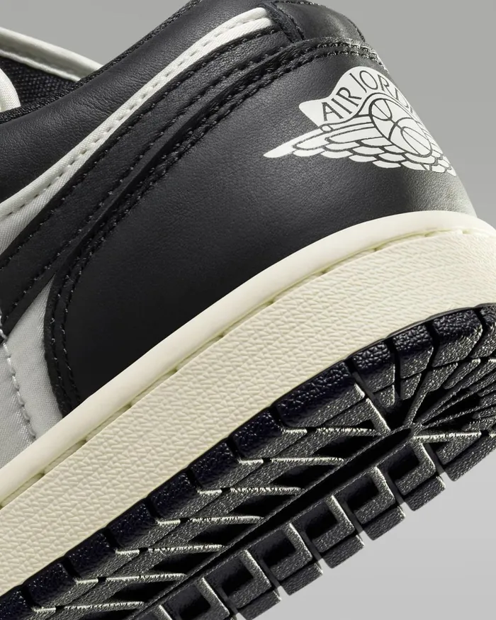Women Nike All Shoes Air Jordan 1 Low SE Sailsailblack