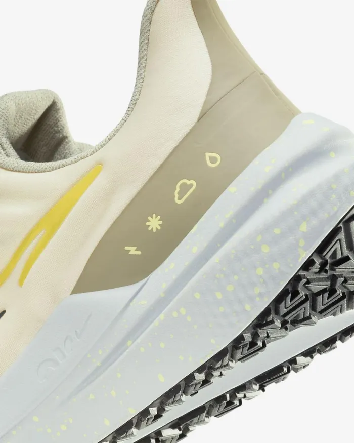 Women Nike All Sports Air Winflo 9 Shield Pale Ivoryneutral Olivesea Glasshigh Voltage