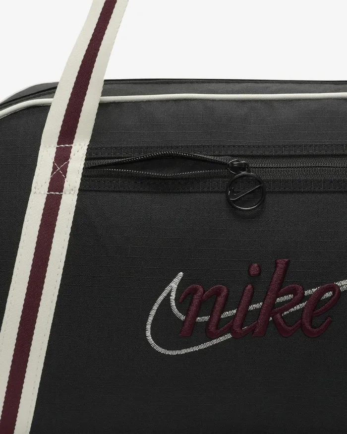 Women Nike Bags And Backpacks Gym Club Blacksailnight Maroon