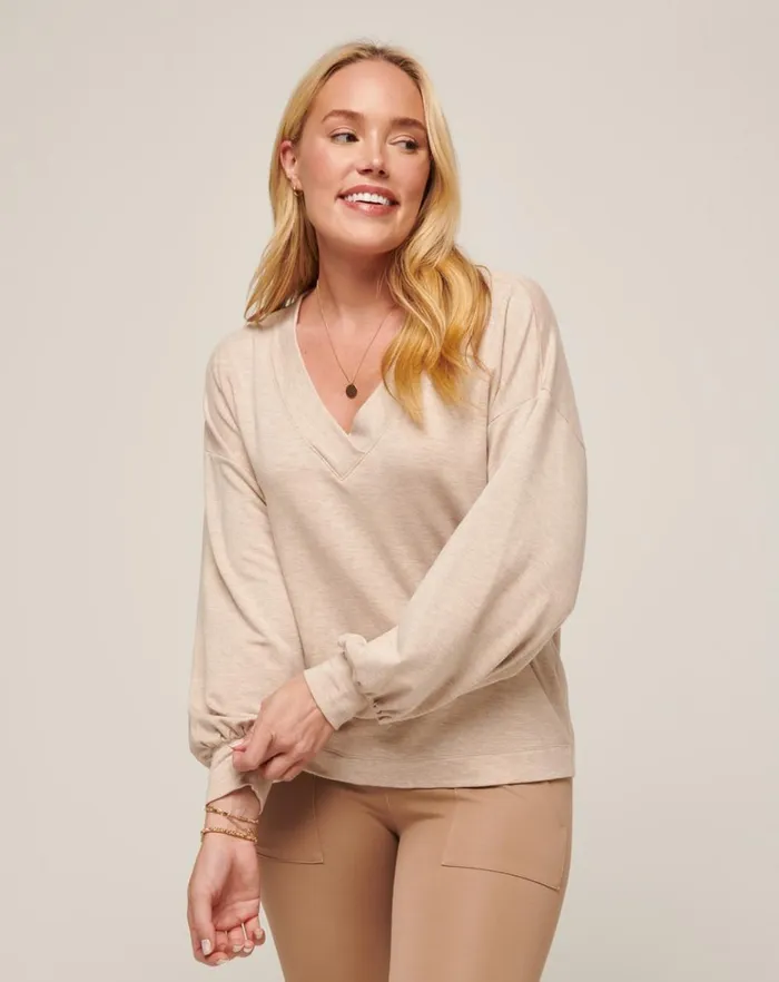 Women Shirts and Tops TravisMathew CLOUD TERRY VNECK TOP Heather Natural