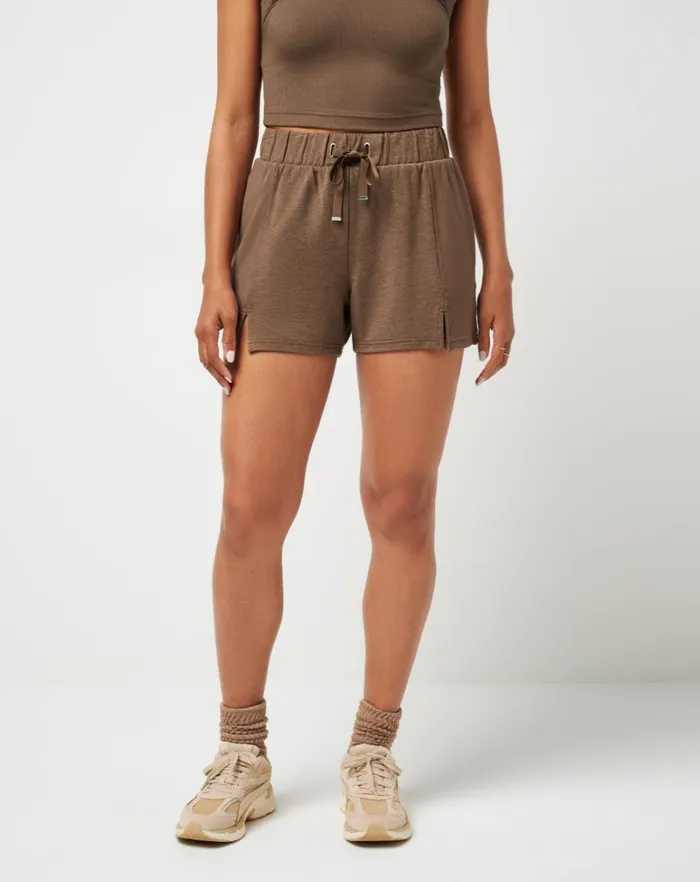 Women Shorts TravisMathew HIDDEN LOCAL SHORT Heather Cocoa Brown Women Shorts TravisMathew HIDDEN LOCAL SHORT Heather Cocoa Brown