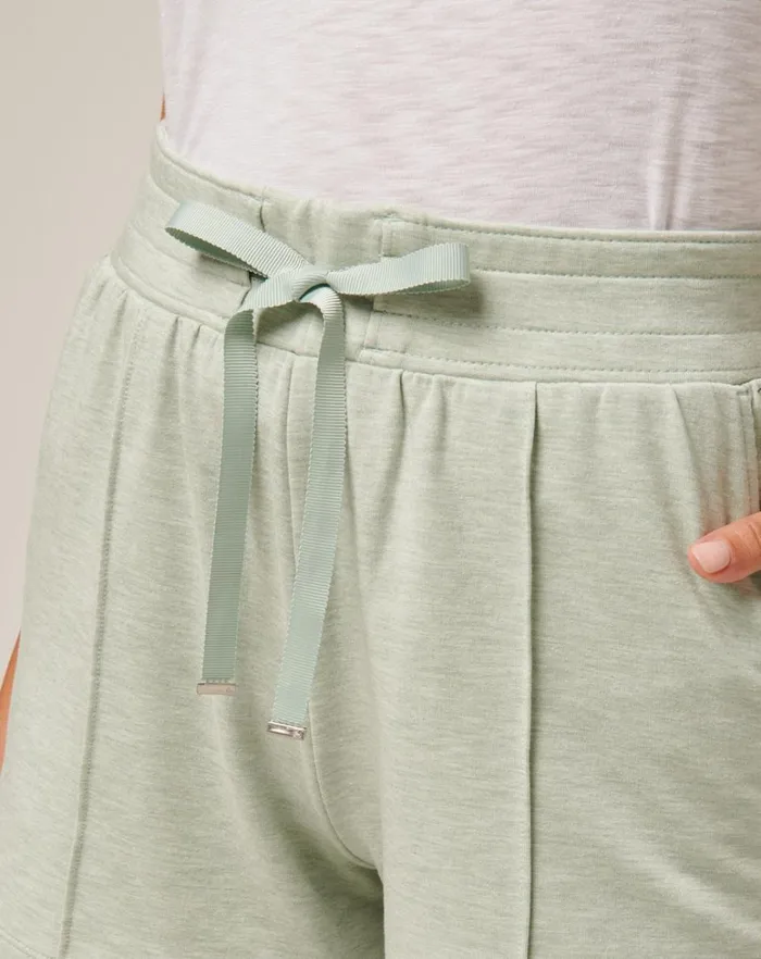 Women Shorts TravisMathew SALT IN THE AIR 20 CLOUD TERRY SHORT Heather Desert Sage Women Shorts TravisMathew SALT IN THE AIR 20 CLOUD TERRY SHORT Heather Desert Sage