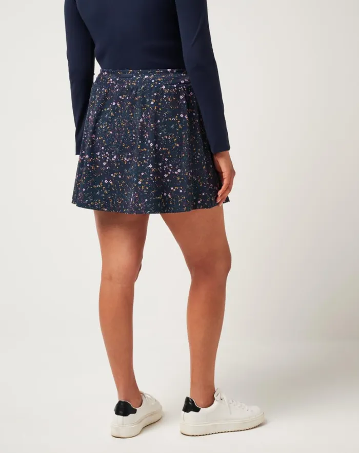 Women Skorts TravisMathew SAPPHIRE SUNRISE 20 SKORT Navy Blazer Multi Women Skorts TravisMathew SAPPHIRE SUNRISE 20 SKORT Navy Blazer Multi
