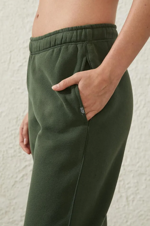 Women Sweats and Hoodies Cotton On Plush Essential Gym Trackpant Forest Green