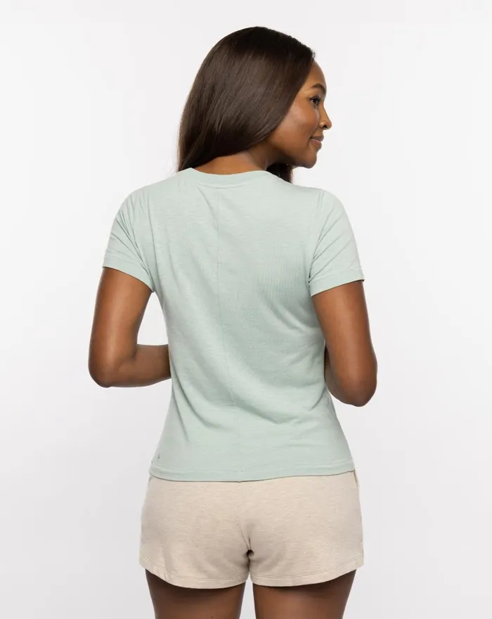 Women Tees TravisMathew CLOUD JERSEY TEE Jade Women Tees TravisMathew CLOUD JERSEY TEE Jade